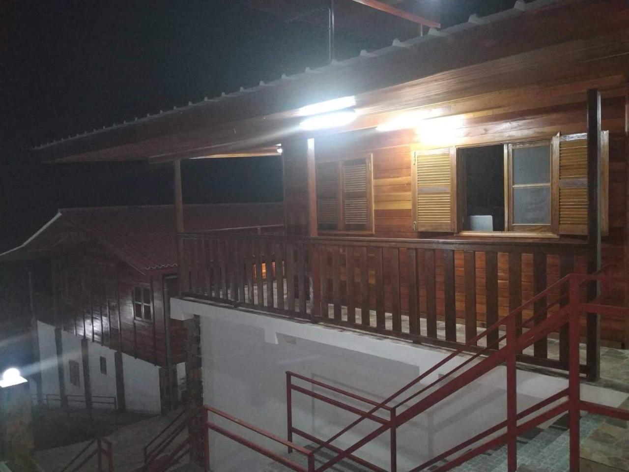 Domus Guesthouse Santana Exterior foto