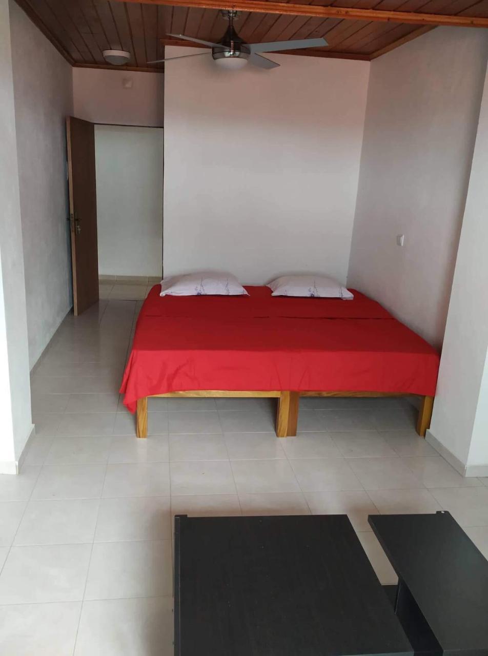 Domus Guesthouse Santana Exterior foto