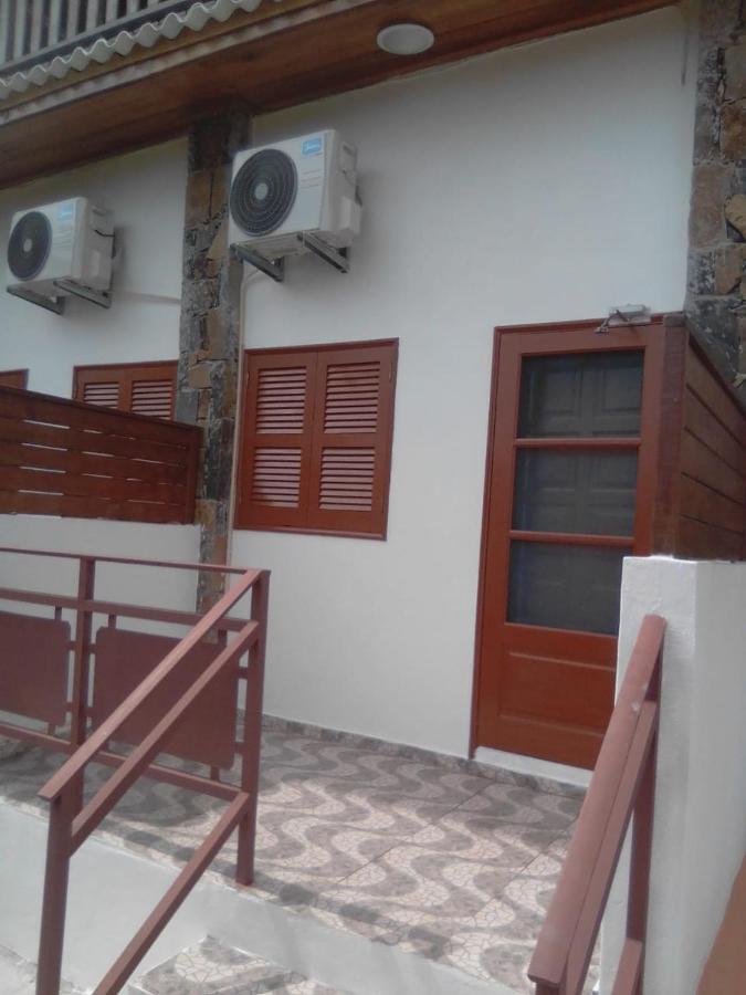 Domus Guesthouse Santana Exterior foto